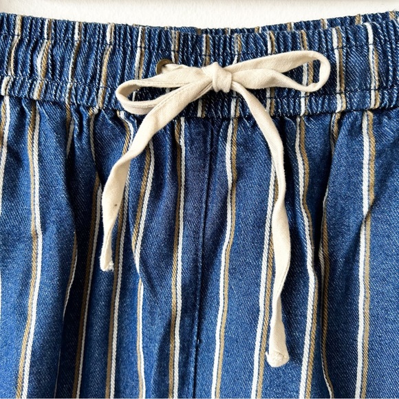 Aritzia Wilfred Free Vertical Striped Shorts Drawstring High Waist Blue Size XS - Picture 5 of 7
